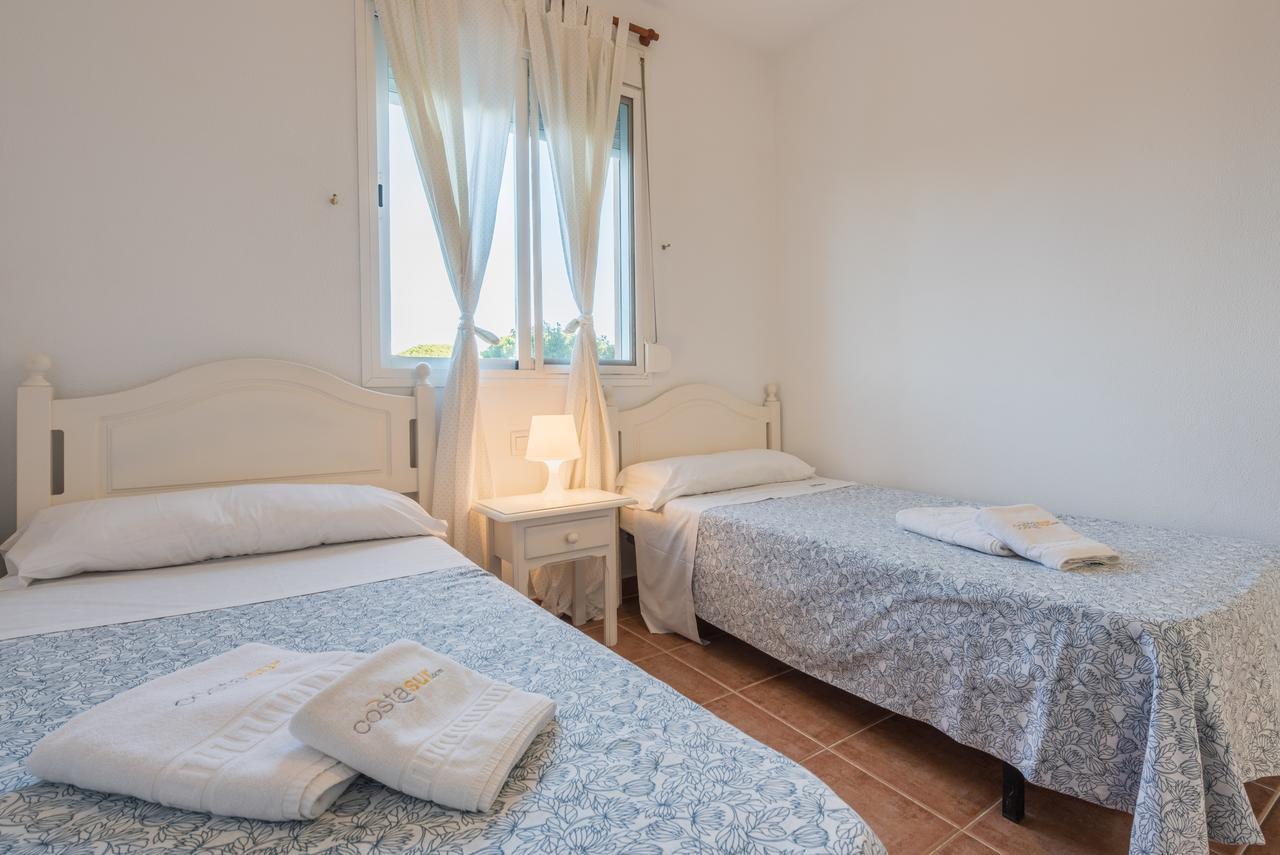 Apartamento Mijares Chiclana de la Frontera Exterior photo